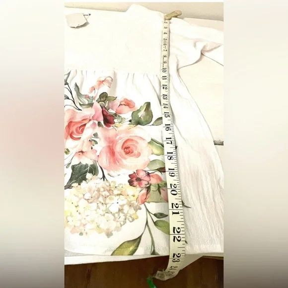 By Made With ❤️ Floral Wayercolor White Women's Top - Picture 11 of 12